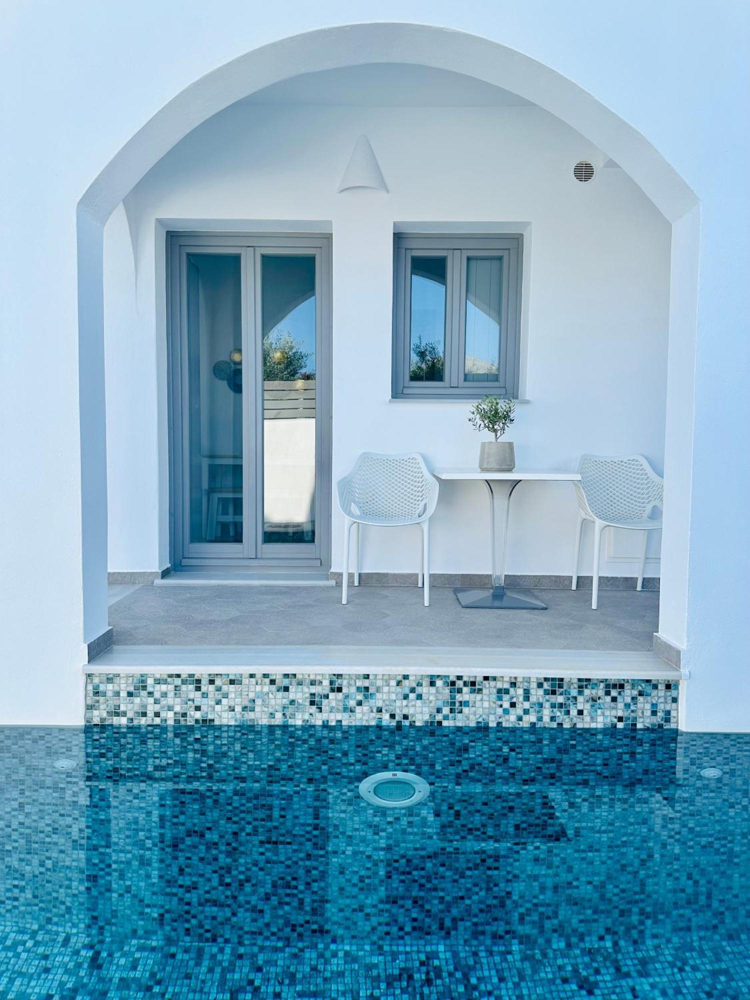 White Harmony Suites Megalochori  Buitenkant foto