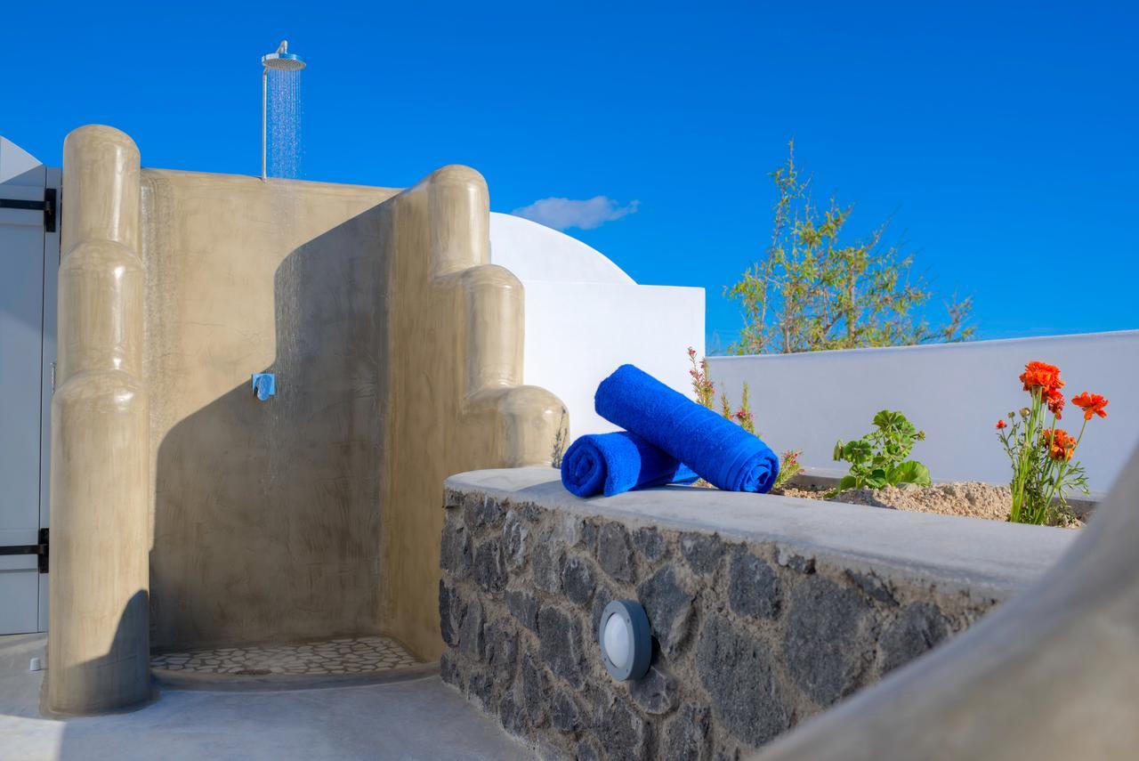 White Harmony Suites Megalochori  Buitenkant foto